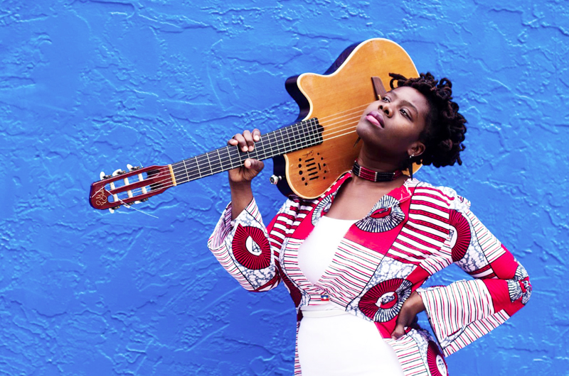 Tres mujeres del Caribe... Mezcla poderosa de cuerda, voz y percusión