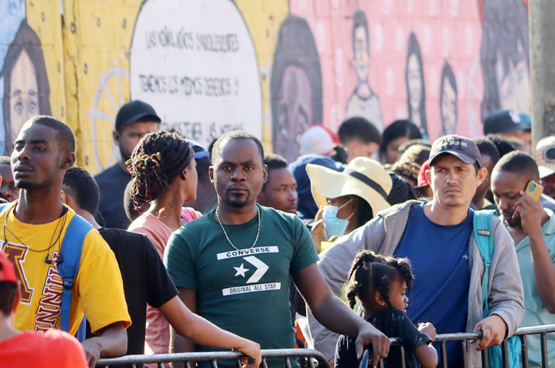 ONG y migrantes piden a Biden humanizar migración en frontera sur de México