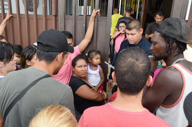 Estados Unidos y México deportan a Cuba un nuevo grupo de 253 migrantes
