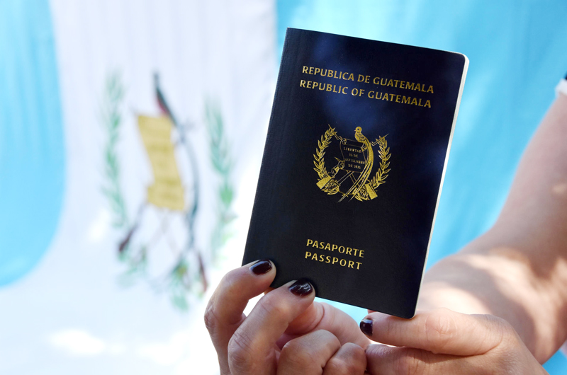 Estados Unidos prohíbe la entrada a  su territorio a tres políticos guatemaltecos