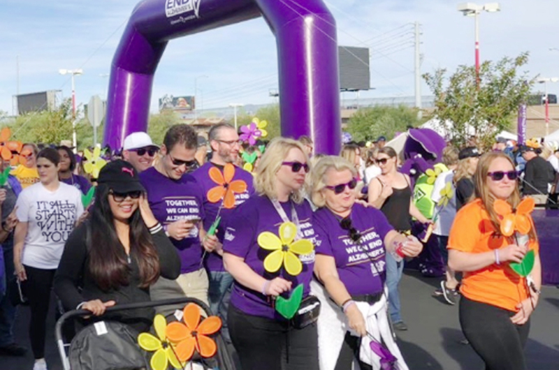 Más de 2 mil 500 personas caminaron contra el Alzheimer