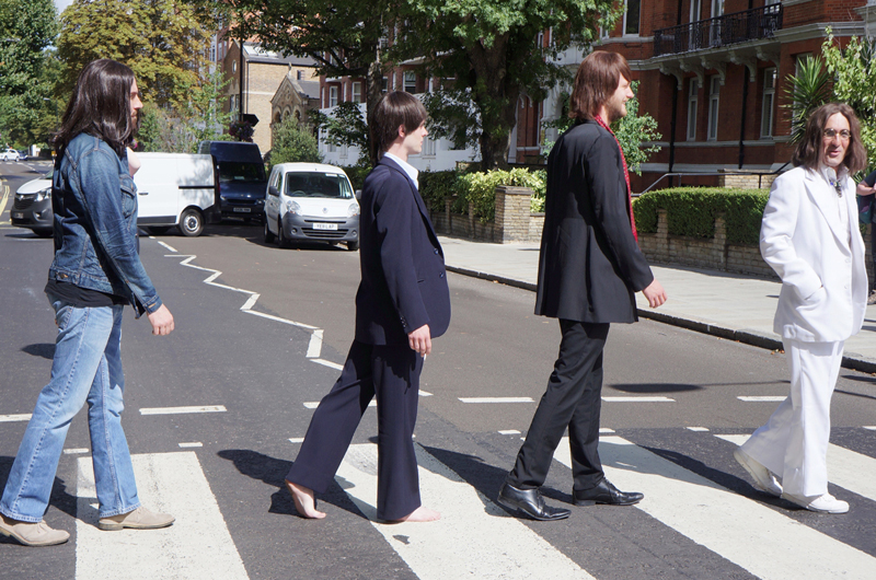 Recrean foto de The Beatles del famoso álbum Abbey Road