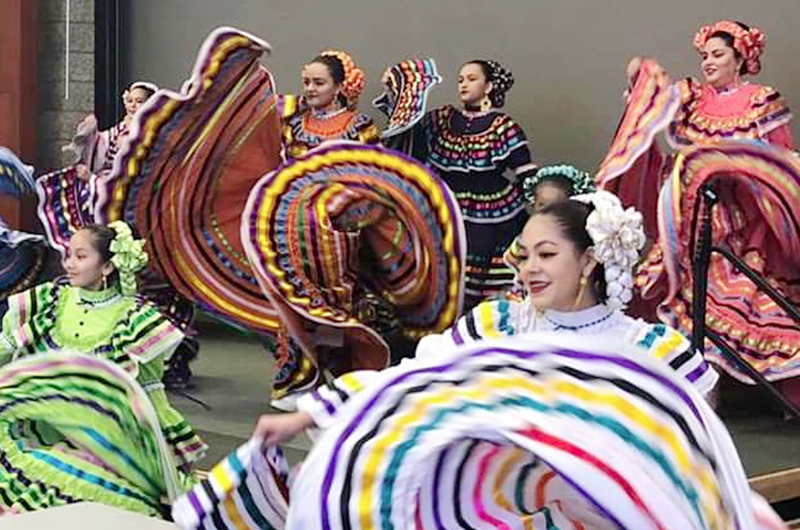 Grupo Folklórico Libertad de LV... Los éxitos le siguen los pasos