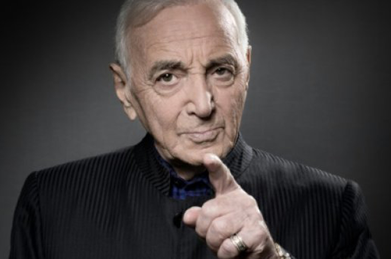 Charles Aznavour, el embajador de la música francesa en el mundo