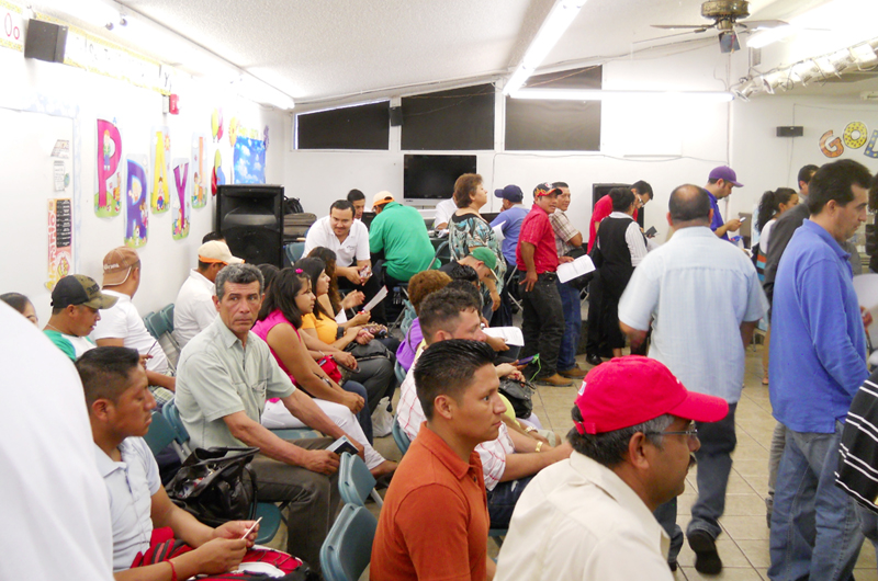 Guatemaltecos resaltan necesidad de una oficina consular