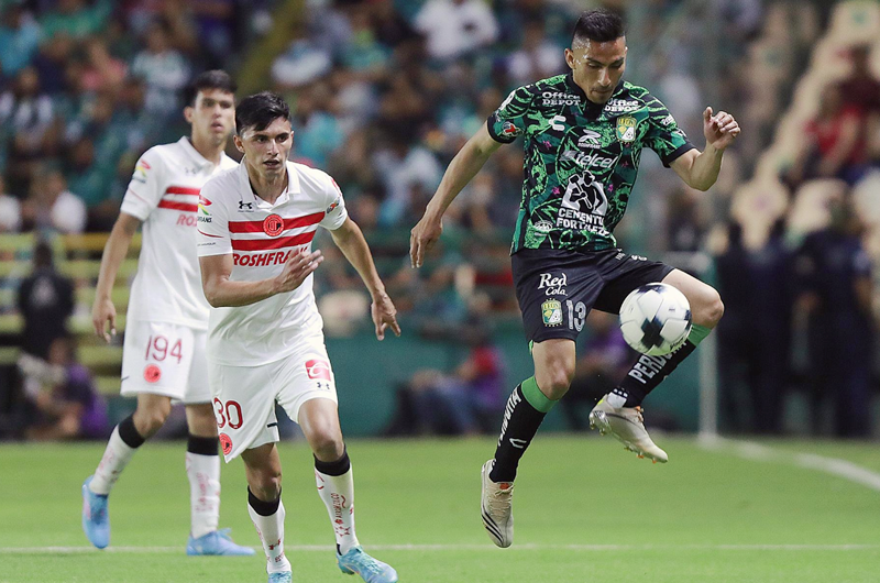 Ecuatorianos Mena, Torres y Castillo se juegan el Mundial en liga de México