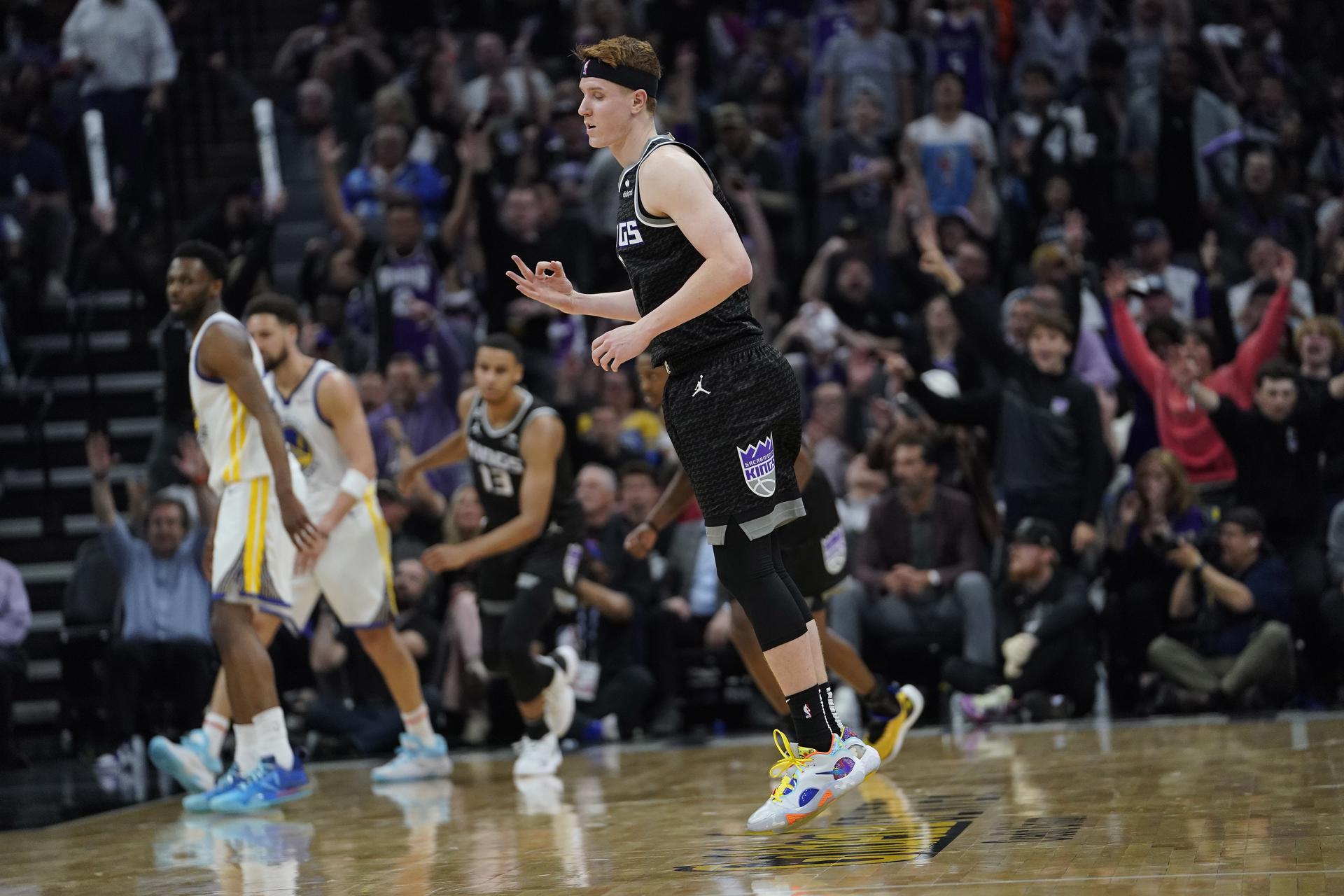 Los Kings dejan a los Warriors contra las cuerdas