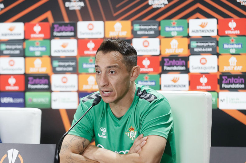 Guardado rescindirá su contrato con el Betis para fichar por el Club León mexicano