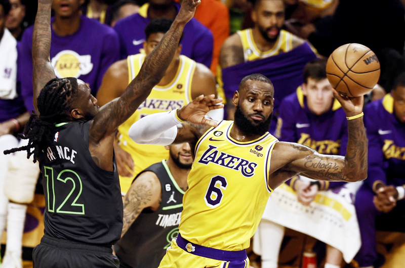 LeBron frustra a los Wolves y devuelve los ‘playoffs’ a los Lakers 