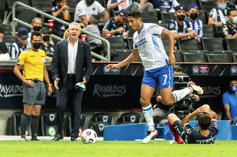 El Monterrey de Aguirre le pega al Cruz Azul en inicio de la semifinal