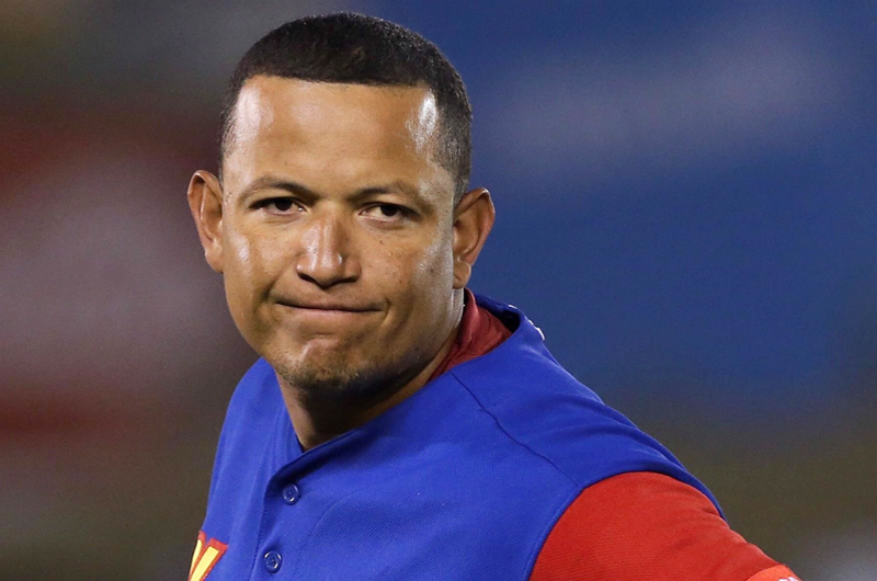 Tigres realizan homenaje a Miguel Cabrera