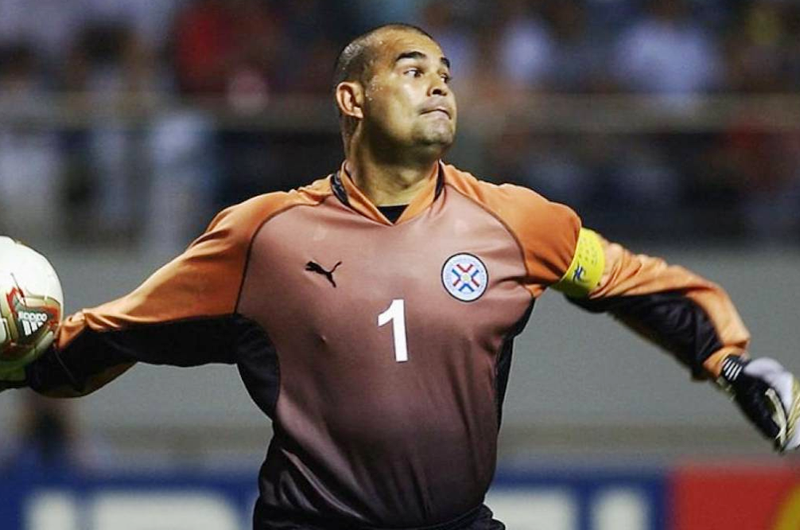 Presidente de Conmebol demanda a José Luis Chilavert por difamación