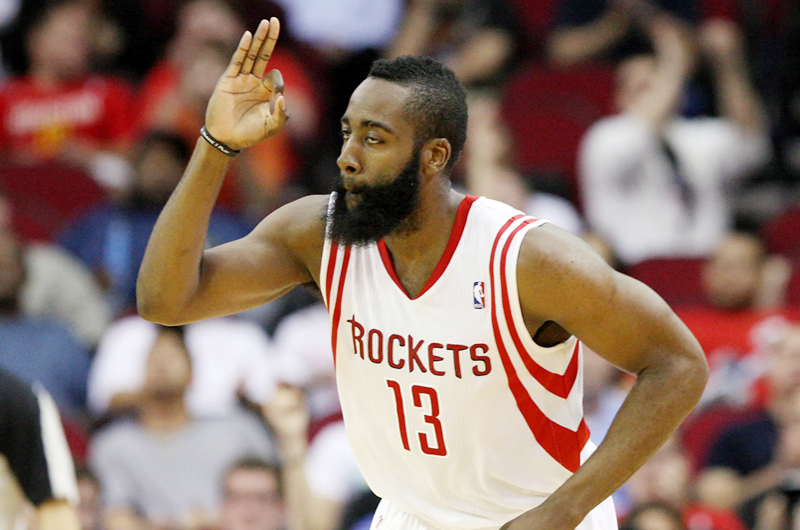 James Harden y Russel Westbrook hacen donación ante COVID-19