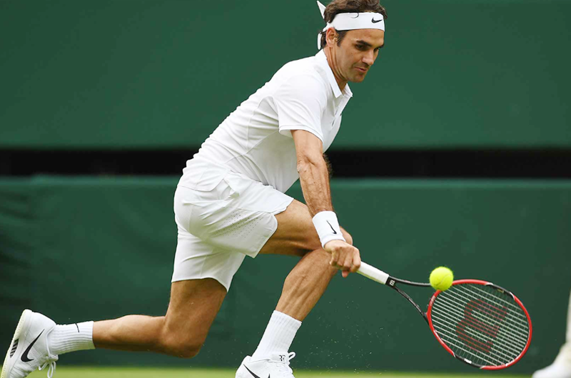 Federer inicia con éxito su búsqueda de noveno título de Wimbledon
