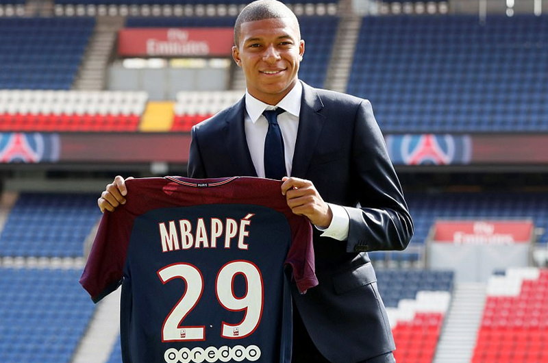 Prensa francesa considera a Mbappé el “heredero” de Pelé