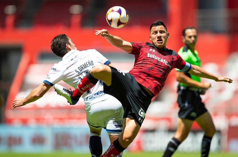 El Cruz Azul, que implantó récord, mantiene el liderato del Clausura mexicano