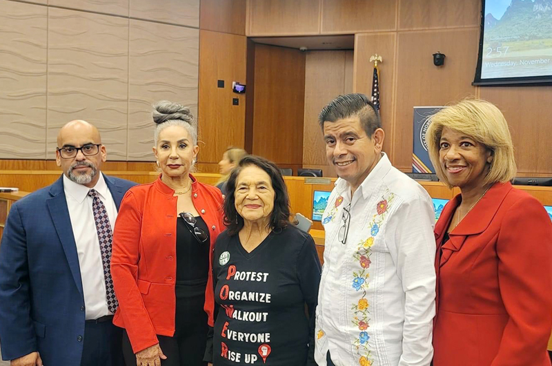 Dolores Huerta, incondicional amiga de los hispanos, cumplió 93