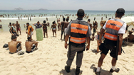 Asaltos colectivos siembran pánico en playas de Río de Janeiro