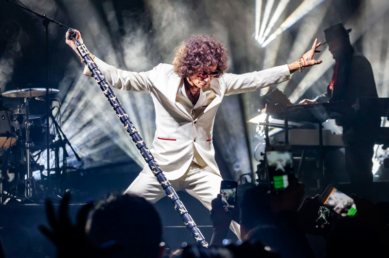 Cantante Bunbury triunfa en primero de tres conciertos en Auditorio Nacional  