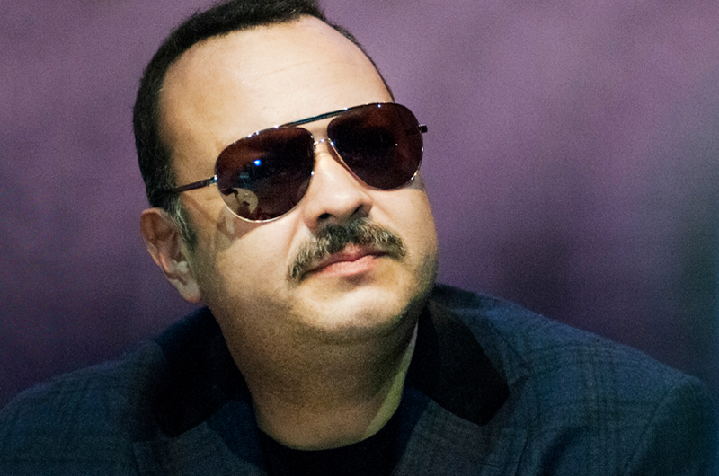 Pepe Aguilar afirma que no es tiempo de dividir a la gente