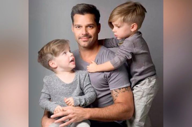 “Tengo unos hijos con una gran necesidad de hablar”: Ricky Martin