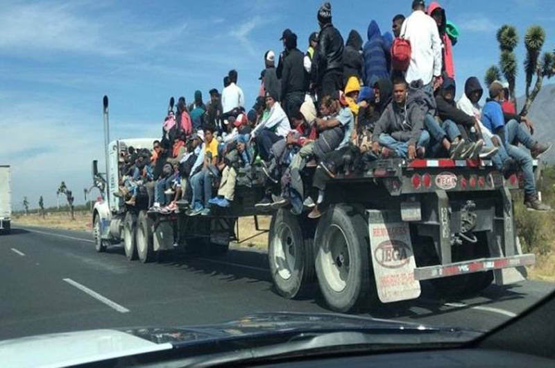  Apoyan estados del norte a caravana migrante en su paso hacia EU