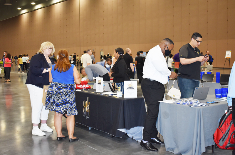 Notable respaldo a feria de empleo en North Las Vegas