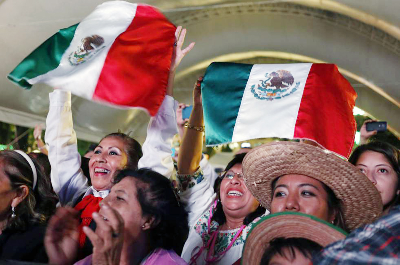FIFA multa con casi 600 mil pesos a México por 