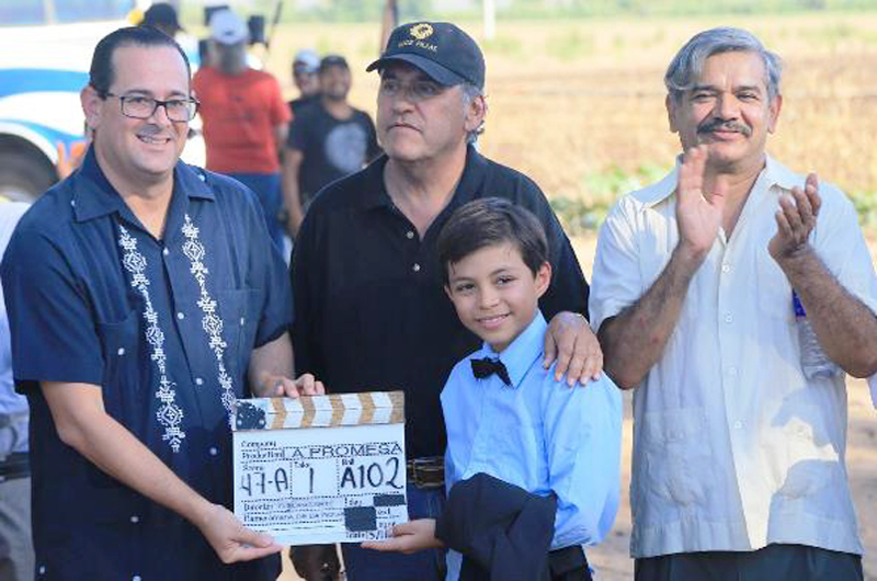 Película “La promesa” Merecido homenaje a maestros mexicanos