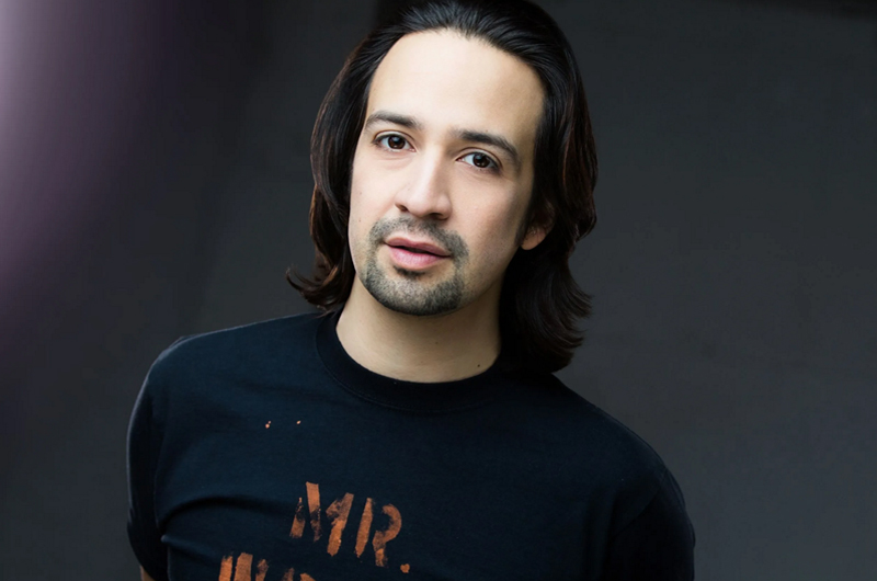 Lin-Manuel Miranda presenta libro con frases motivacionales