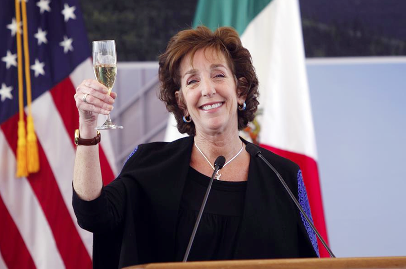 Roberta Jacobson: Hay que 