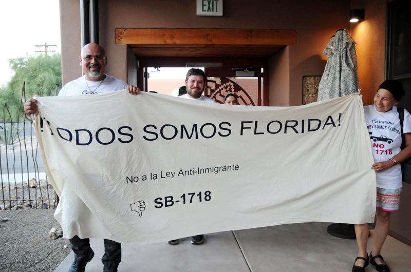 Caravana “Todos Somos Florida” cosecha apoyos en Arizona, marcado por ley antiinmigrante