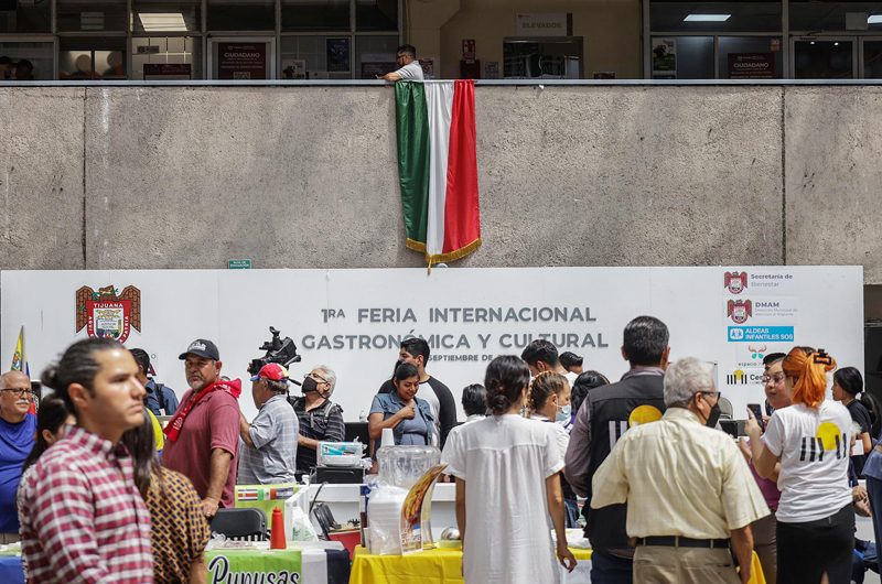 Migrantes reivindican derechos mediante su gastronomía en la mexicana Tijuana