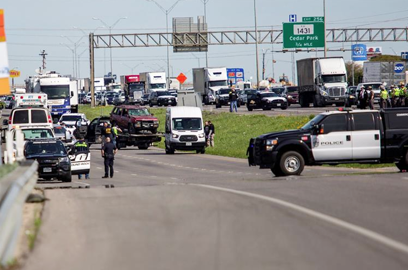 Vehículo que transportaba seis indocumentados origina persecución en Texas