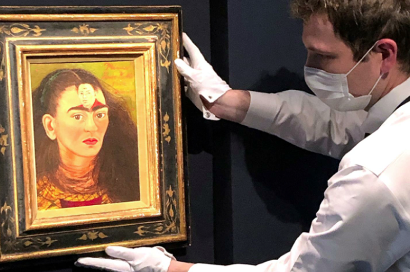 Autorretrato de Frida se vende por 34,9 millones, un récord latinoamericano