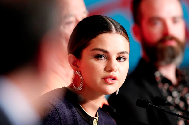 Selena Gómez protagoniza el homenaje a las mujeres de los Latin Grammy