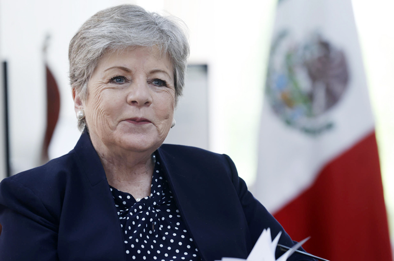 La nueva canciller mexicana conversa por primera vez con el estadounidense Blinken