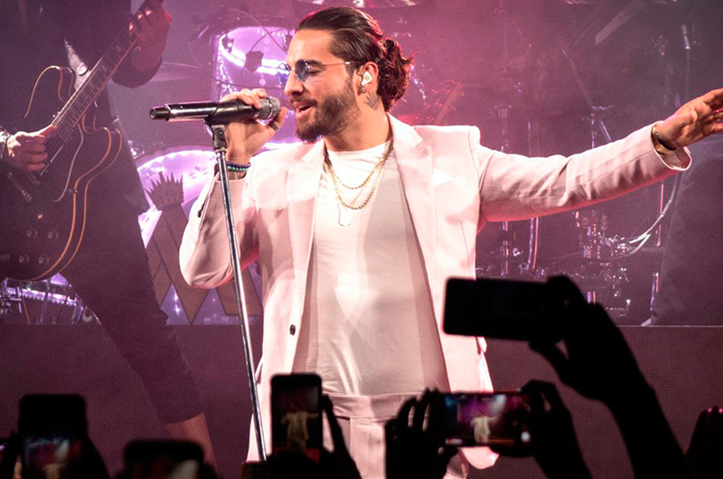 Maluma conquista al público con su don latino