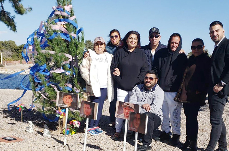A un año del accidente que cobró nueve vidas, plantan un árbol en el Craig Ranch Park