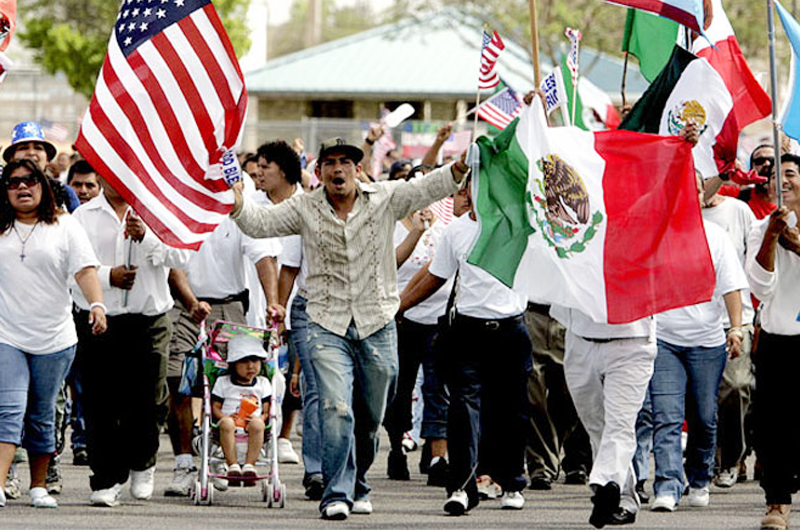 Mexicanos mitad de los 11.3 millones de indocumentados en Estados Unidos