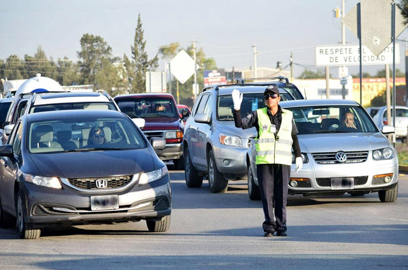 Denuncian extorsión a paisanos migrantes en retenes de San Luis Potosí