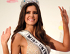 Miss Universo 1958 felicita a la colombiana Paulina Vega