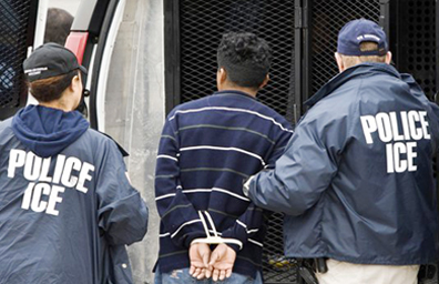 Agentes ordenaron deportaciones expeditas sin audiencia
