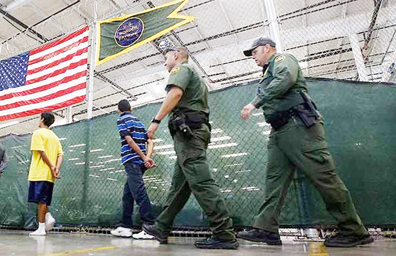Niños migrantes ponen a prueba valores morales de EUA: NYT