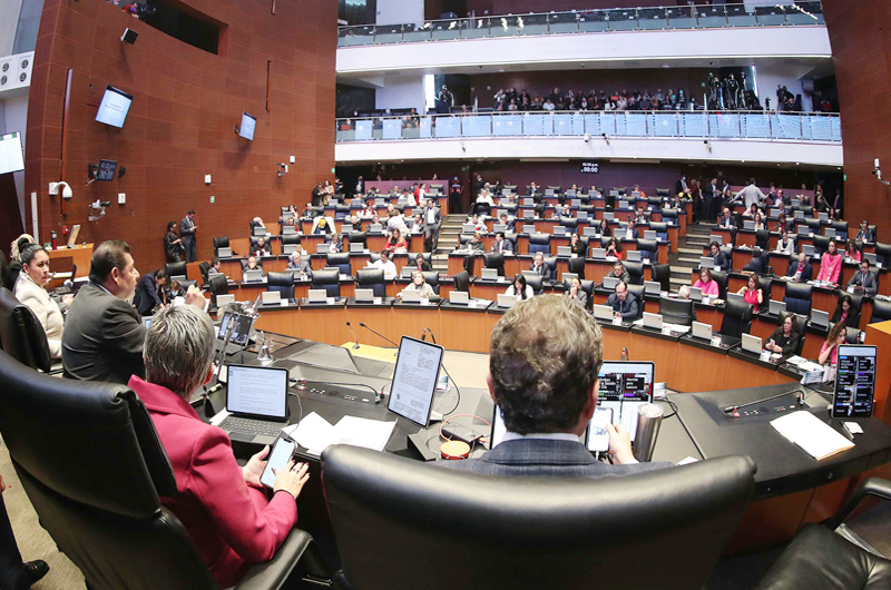 El Senado mexicano aprueba “Plan B” de reforma electoral de López Obrador