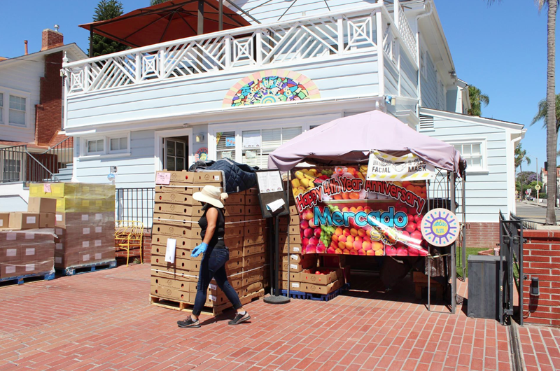 California estudia ofrecer cupones de alimentos a inmigrantes indocumentados