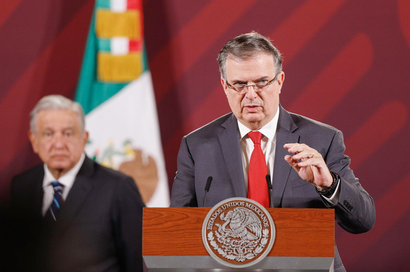 Canciller Ebrard niega que haya aceptado el programa “Quédate en México” 