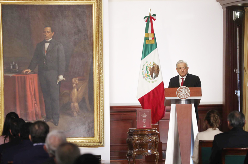 López Obrador presentará una reforma contra privatización de sector eléctrico