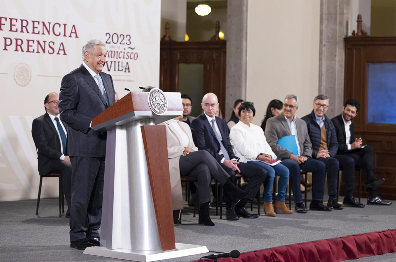 López Obrador está abierto a que Elon Musk participe en plan de litio