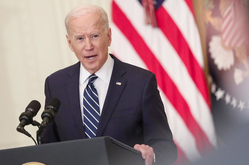 Biden confirma liberación estadounidense en intercambio de presos con Moscú